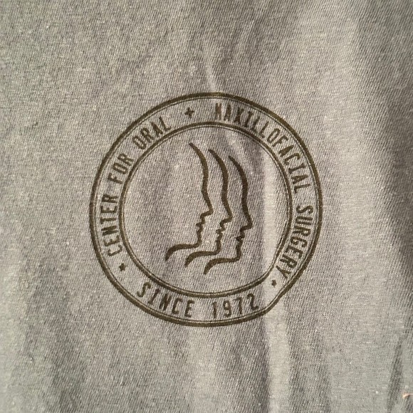 Gildan Graphic T Shirt Bundle - Picture 8 of 9